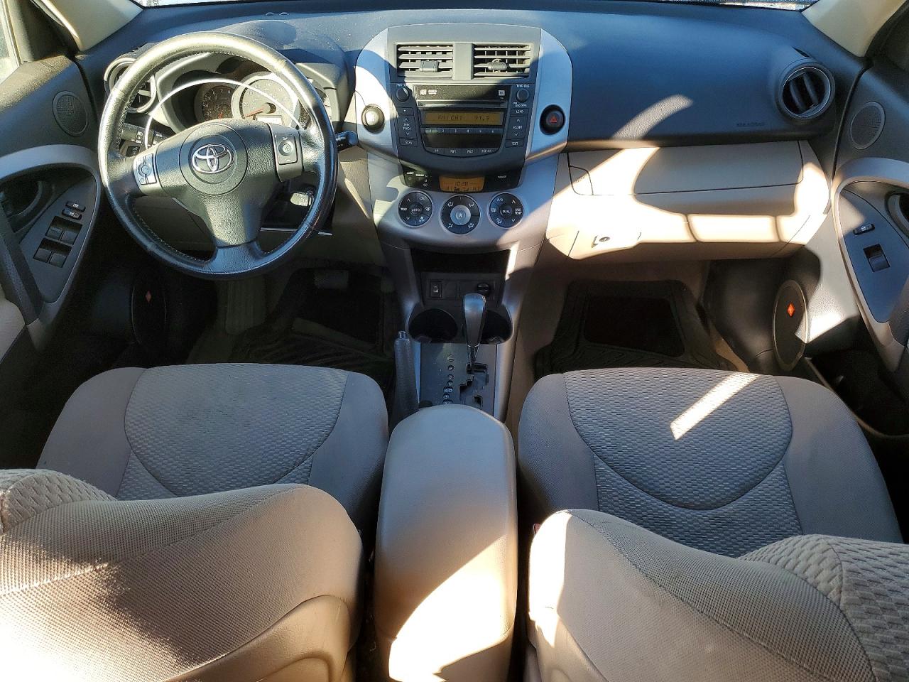2007 TOYOTA RAV4 LIMITED photo 8
