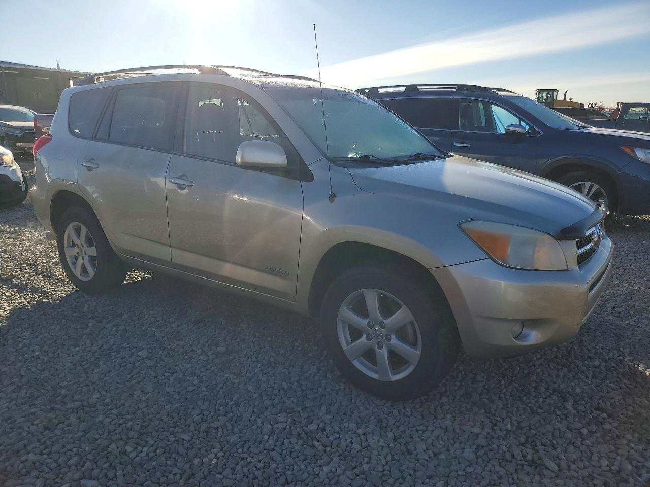 2007 TOYOTA RAV4 LIMITED photo 4