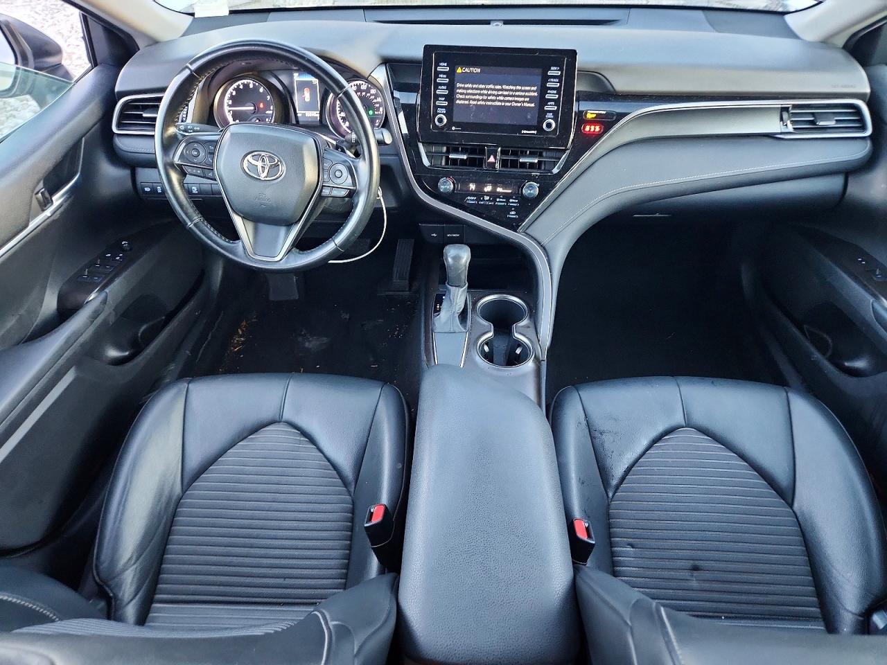 2021 TOYOTA CAMRY SE photo 8