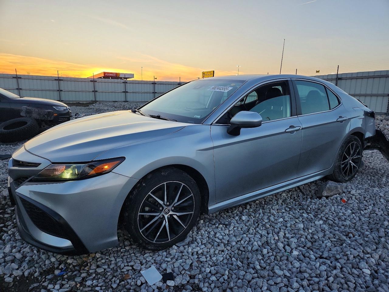 2021 TOYOTA CAMRY