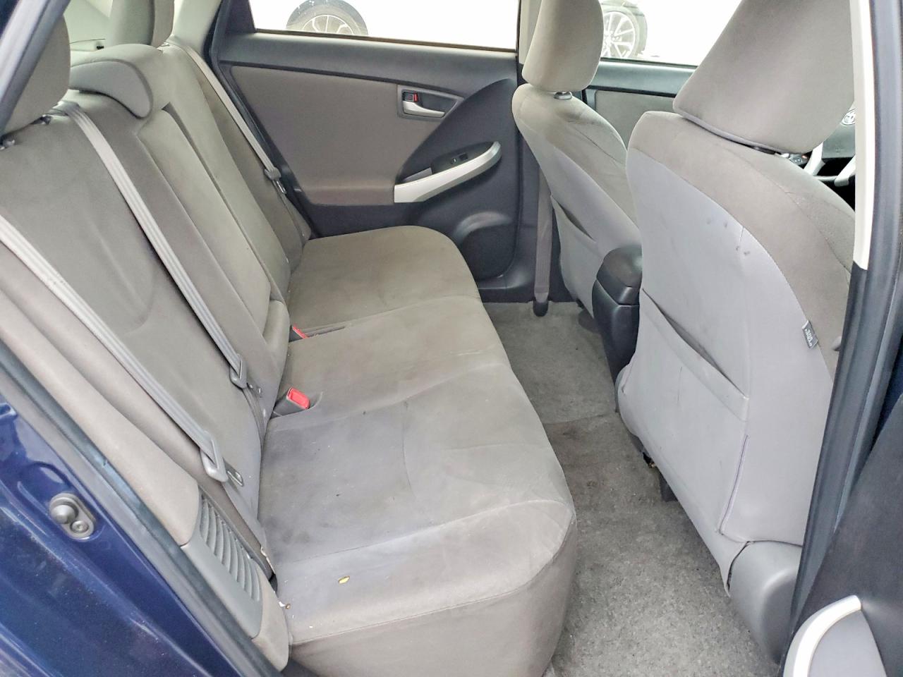 2013 TOYOTA PRIUS photo 10