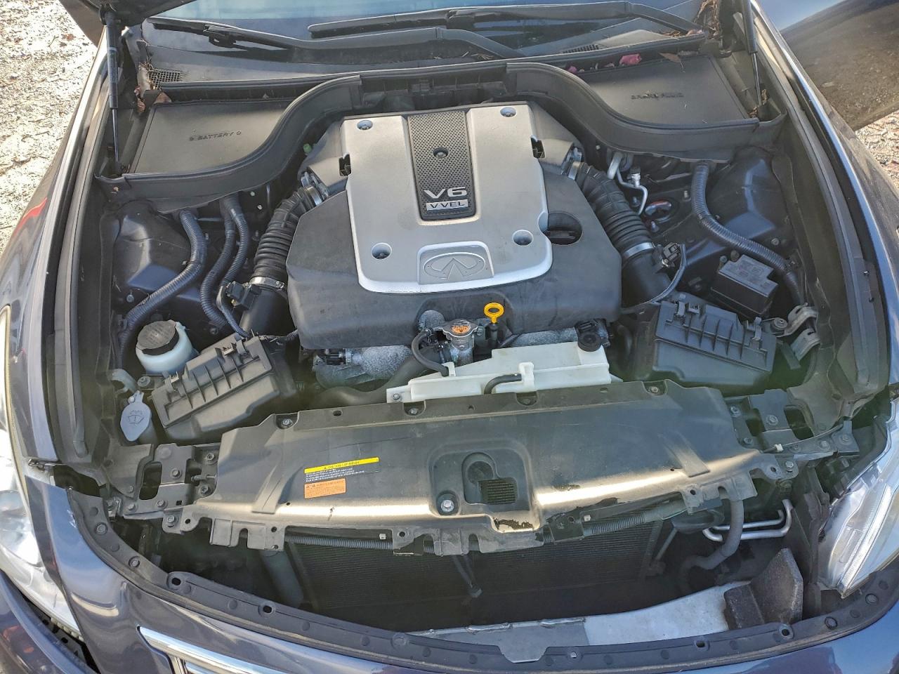 2012 INFINITI G37 photo 21