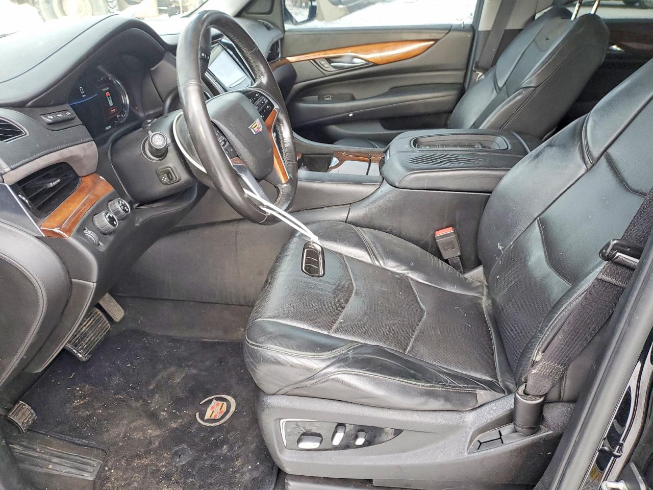 2016 CADILLAC ESCALADE LUXURY photo 19