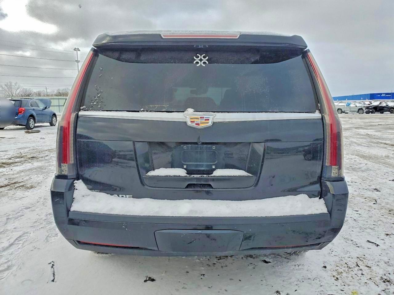 2016 CADILLAC ESCALADE LUXURY photo 16