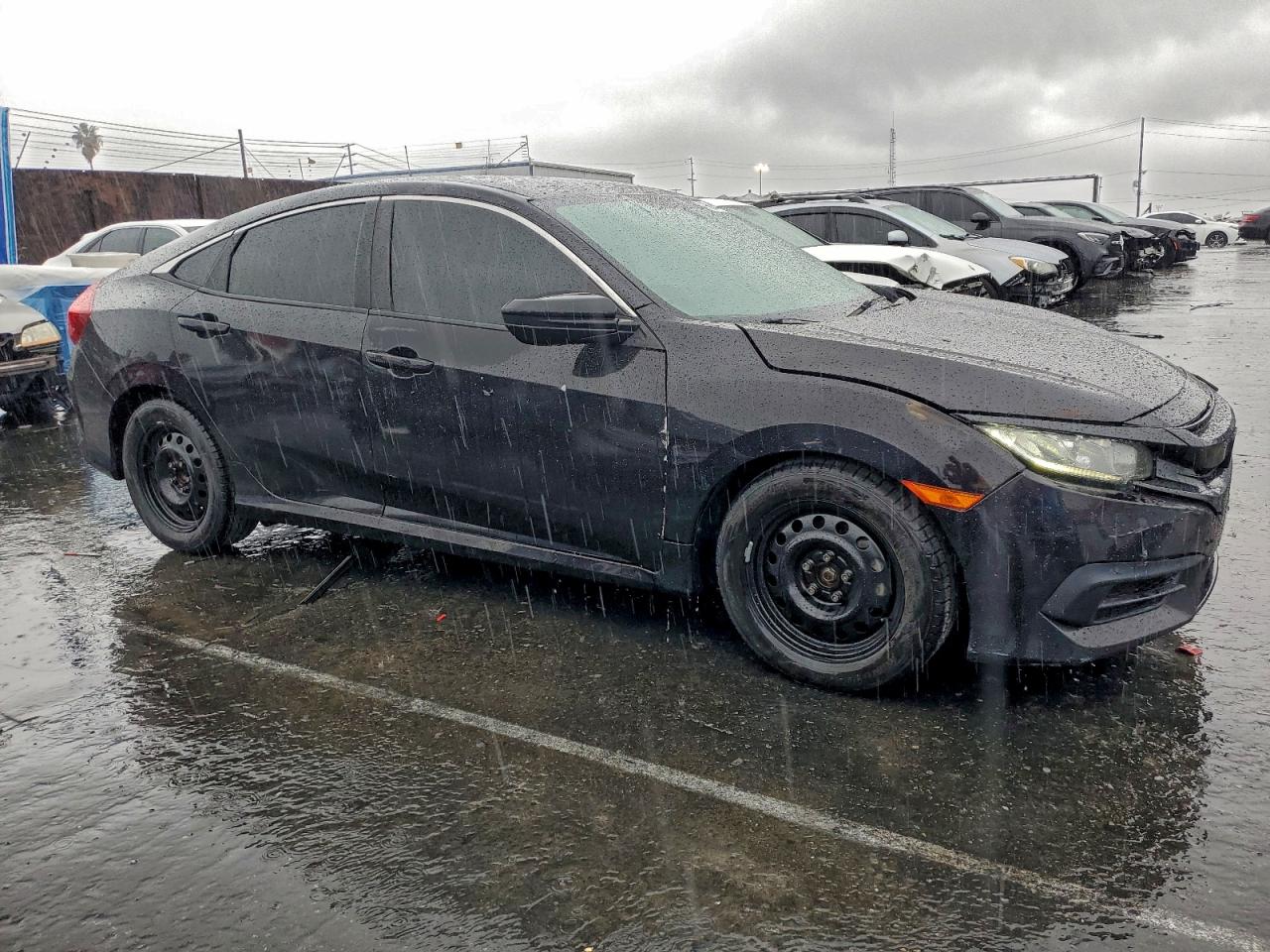 2016 HONDA CIVIC LX photo 4