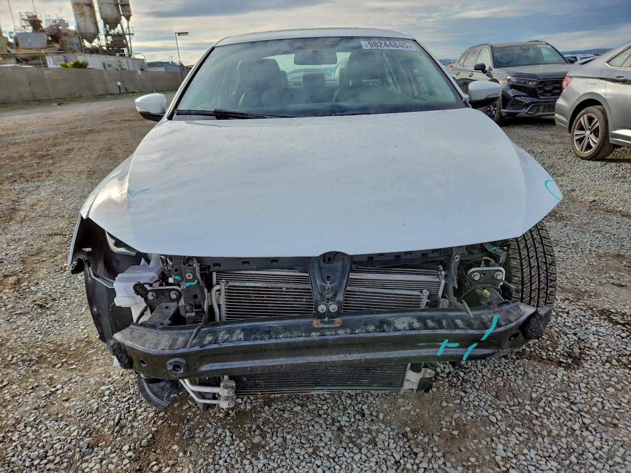 2018 VOLKSWAGEN JETTA SE photo 5