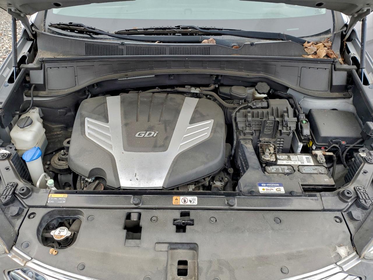 2016 HYUNDAI SANTA FE SE photo 12