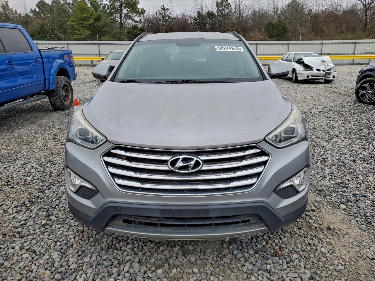 2016 HYUNDAI SANTA FE SE photo 5