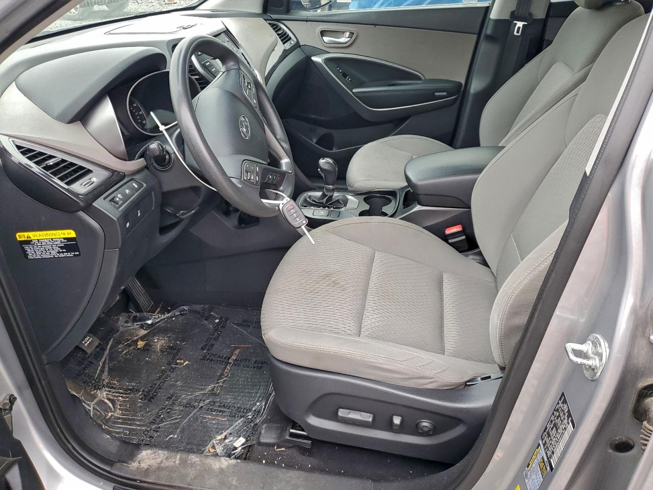 2016 HYUNDAI SANTA FE SE photo 7