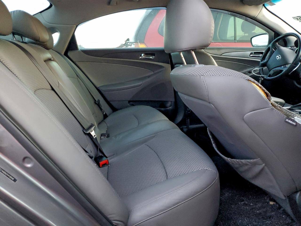 2012 HYUNDAI SONATA SE photo 10