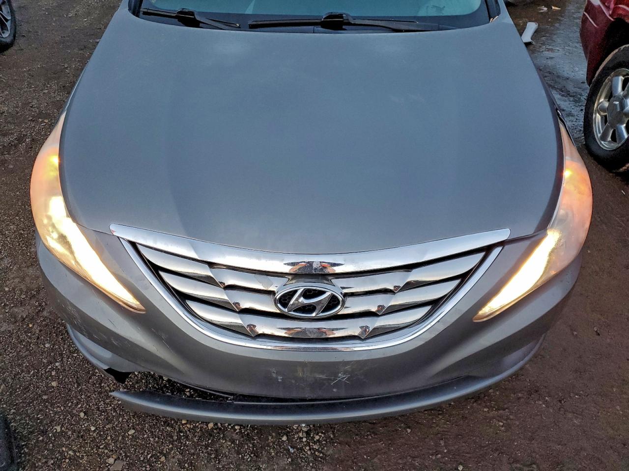 2012 HYUNDAI SONATA SE photo 11