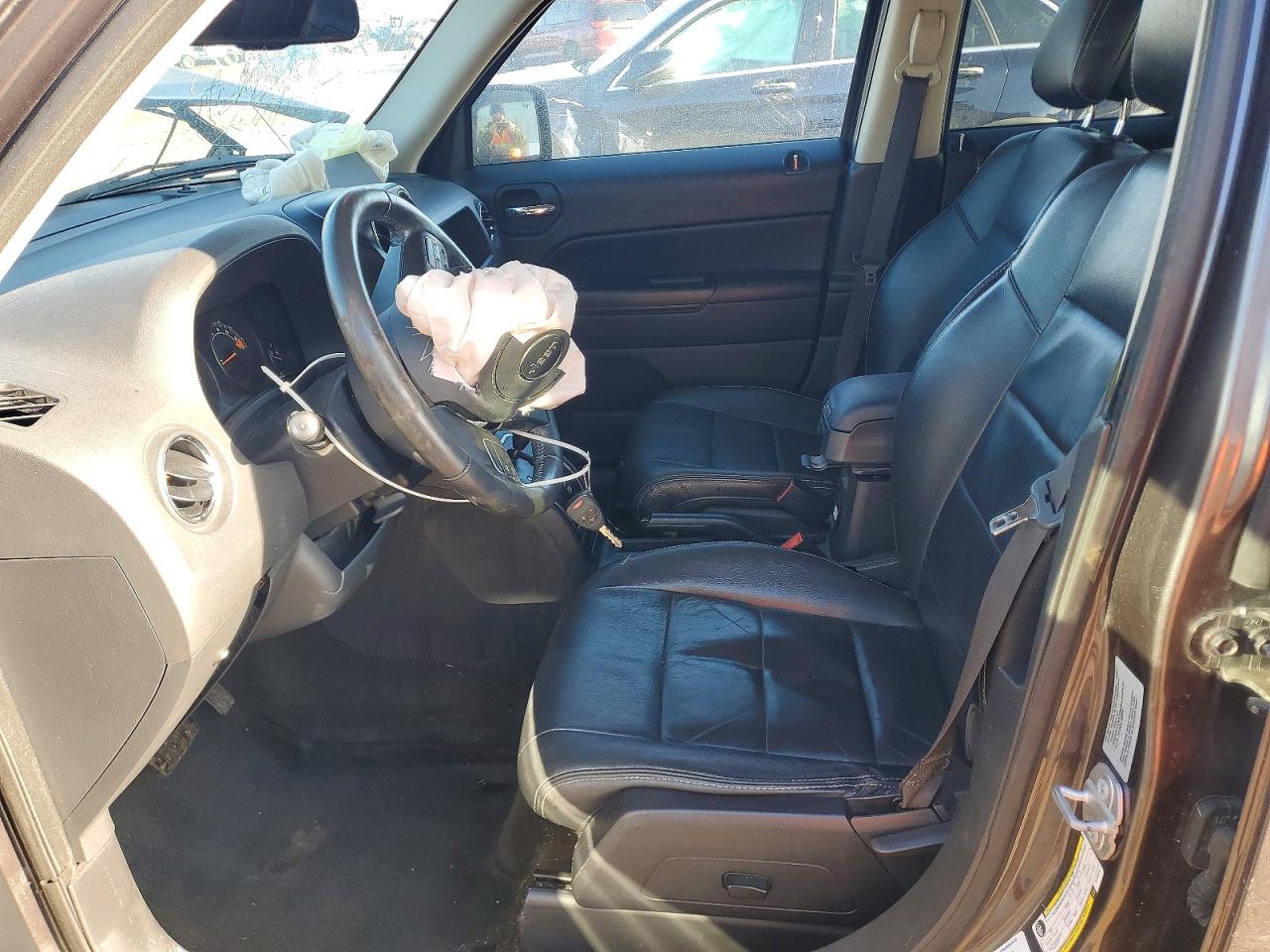 2017 JEEP PATRIOT LATITUDE photo 19