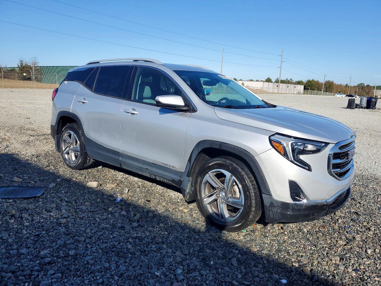 2020 GMC TERRAIN SLT photo 4