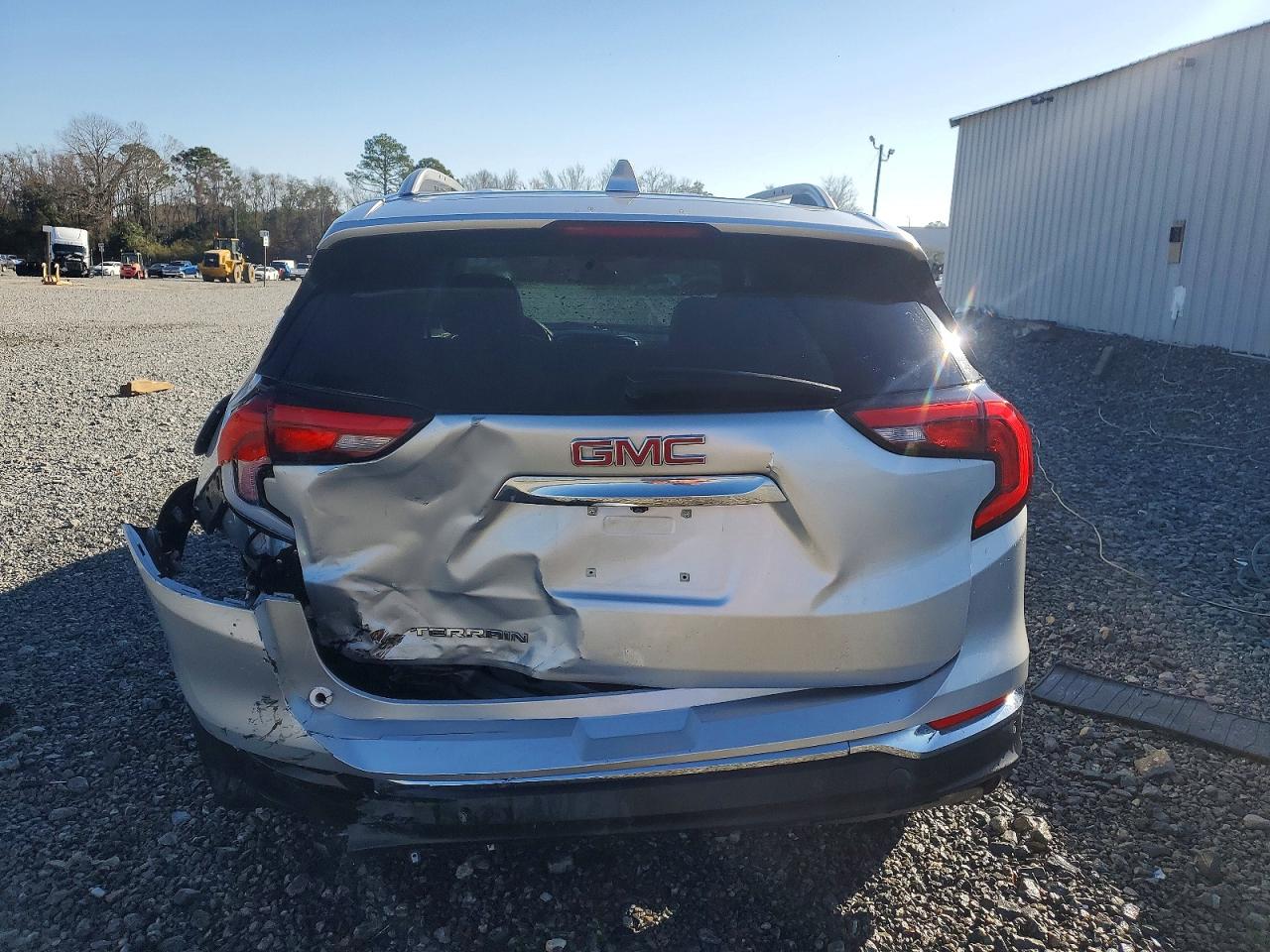 2020 GMC TERRAIN SLT photo 6