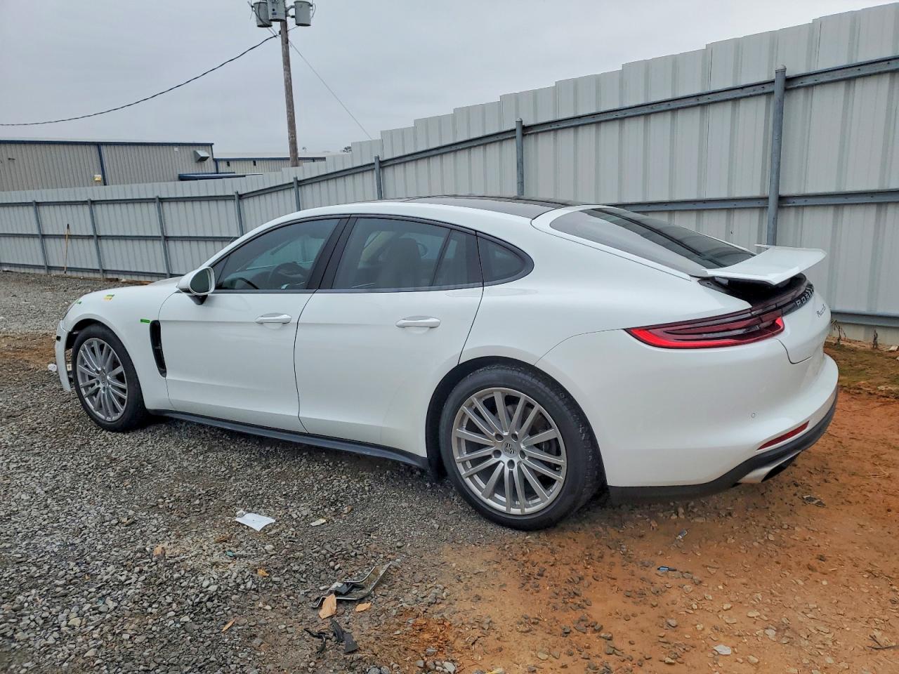 2018 PORSCHE PANAMERA 4 photo 2