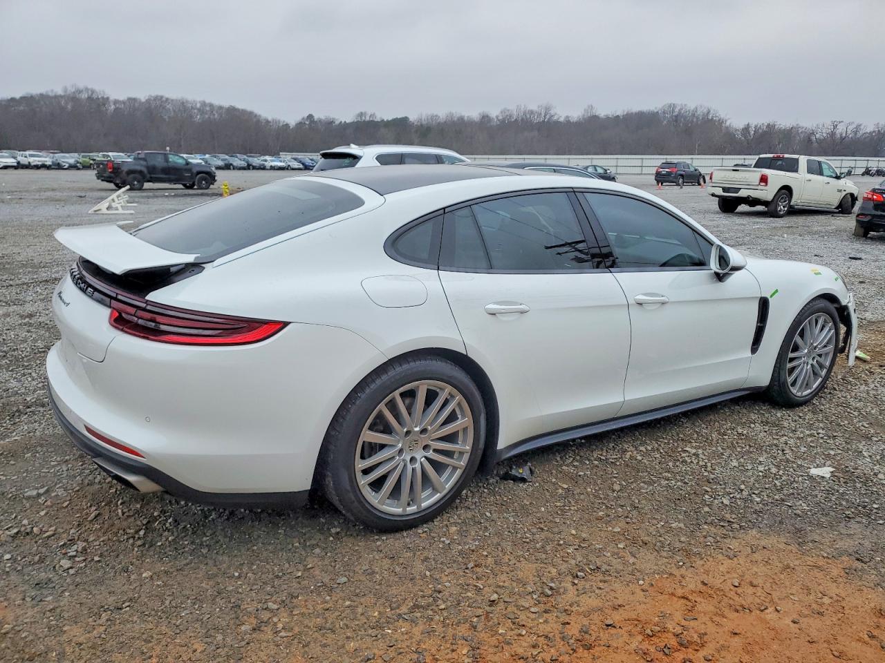 2018 PORSCHE PANAMERA 4 photo 3
