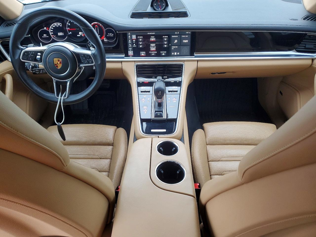 2018 PORSCHE PANAMERA 4 photo 8