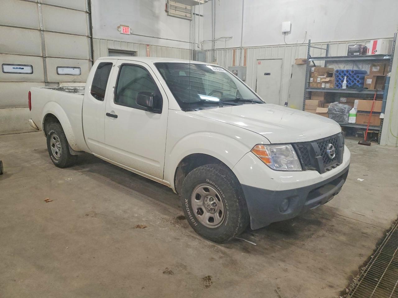 2017 NISSAN FRONTIER S photo 4