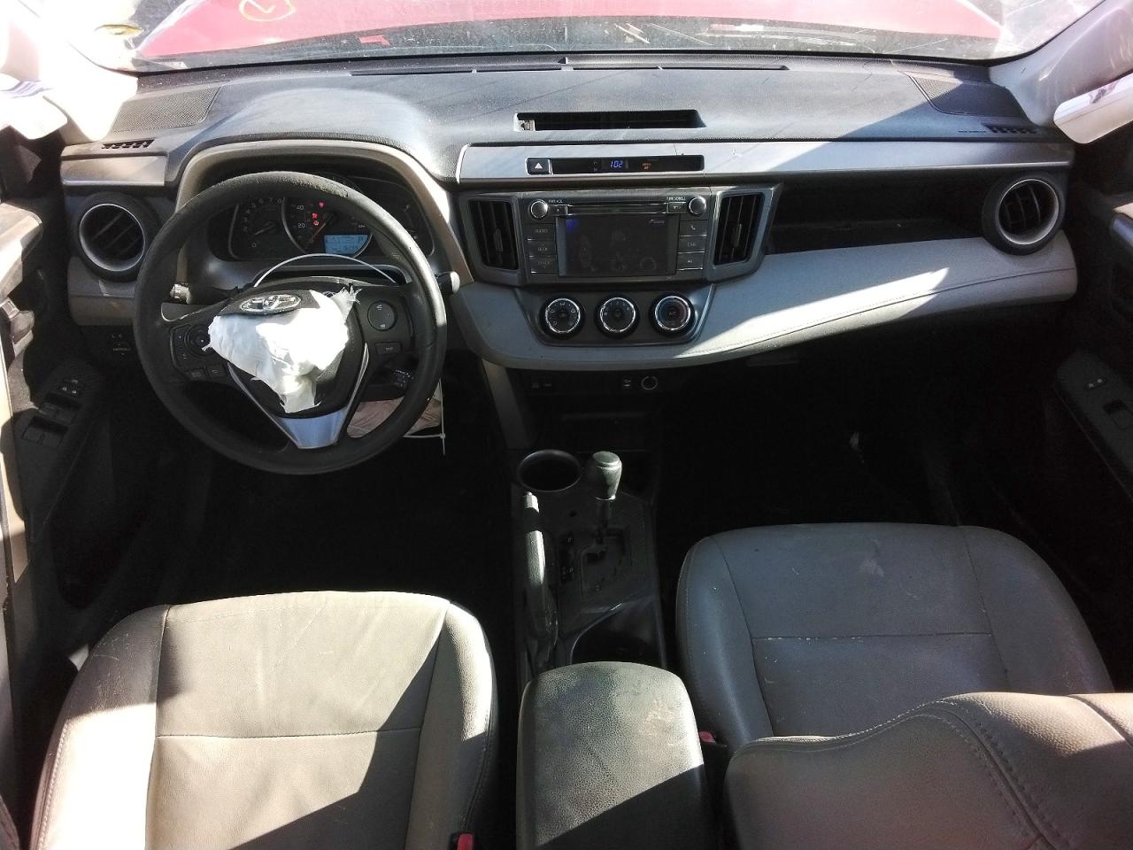2013 TOYOTA RAV4 LE photo 8