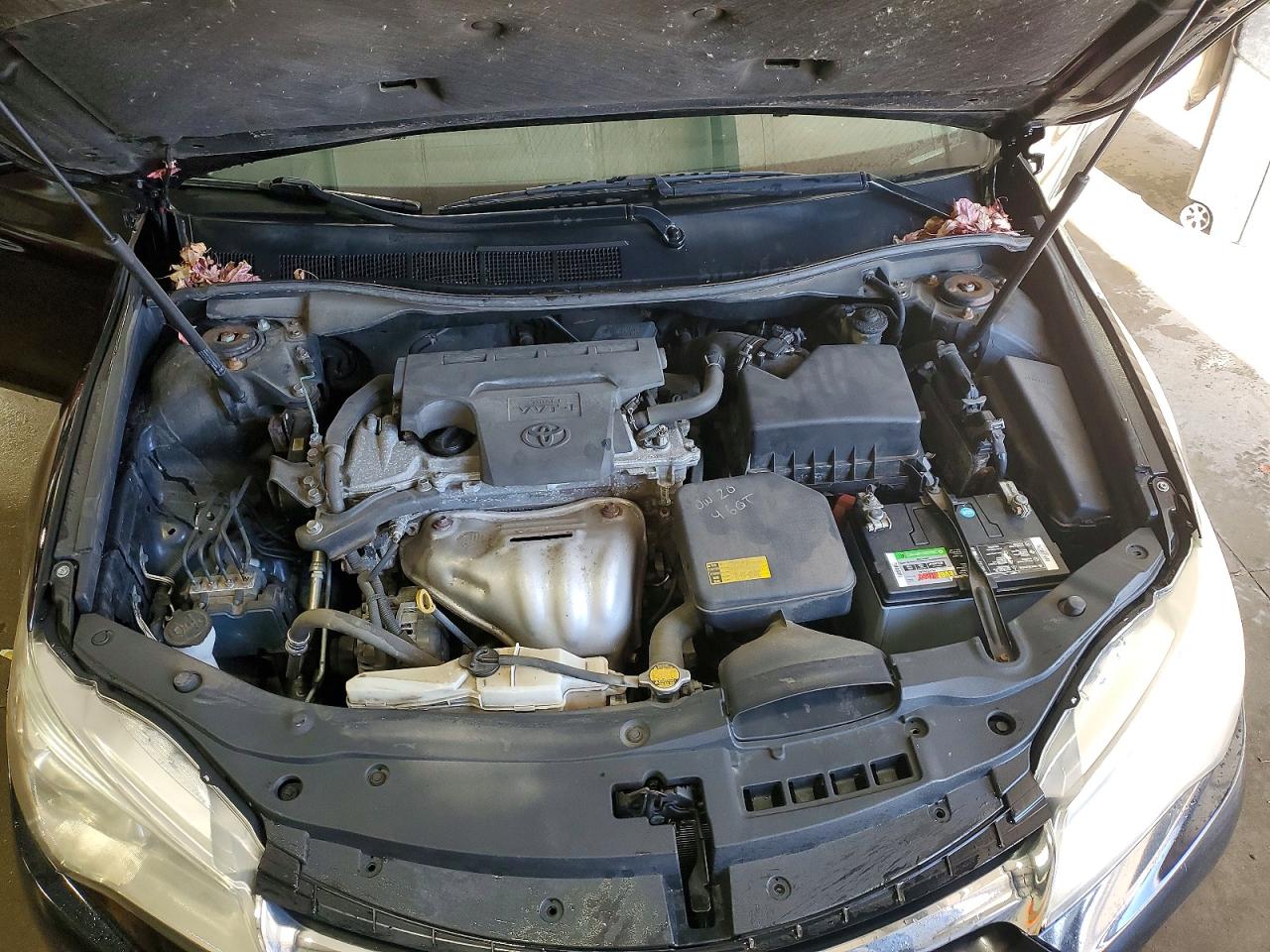 2015 TOYOTA CAMRY LE photo 21