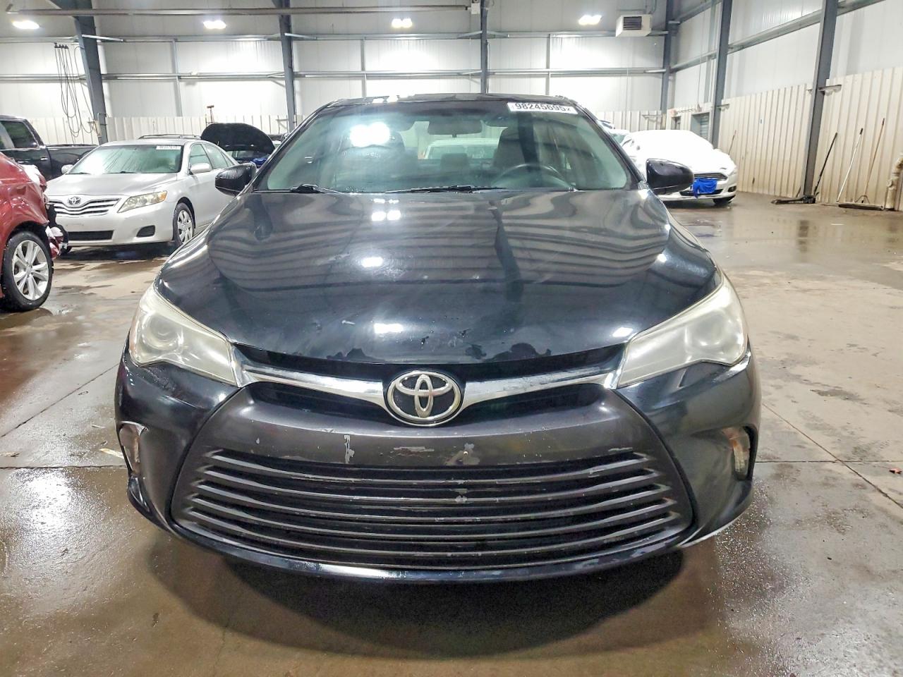 2015 TOYOTA CAMRY LE photo 9