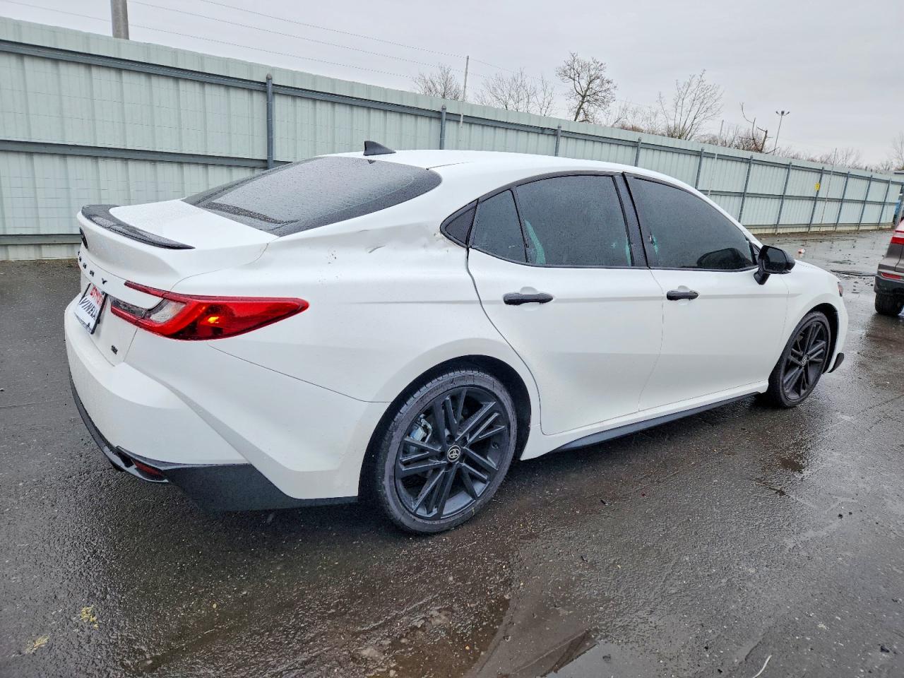 2026 TOYOTA CAMRY XSE photo 3