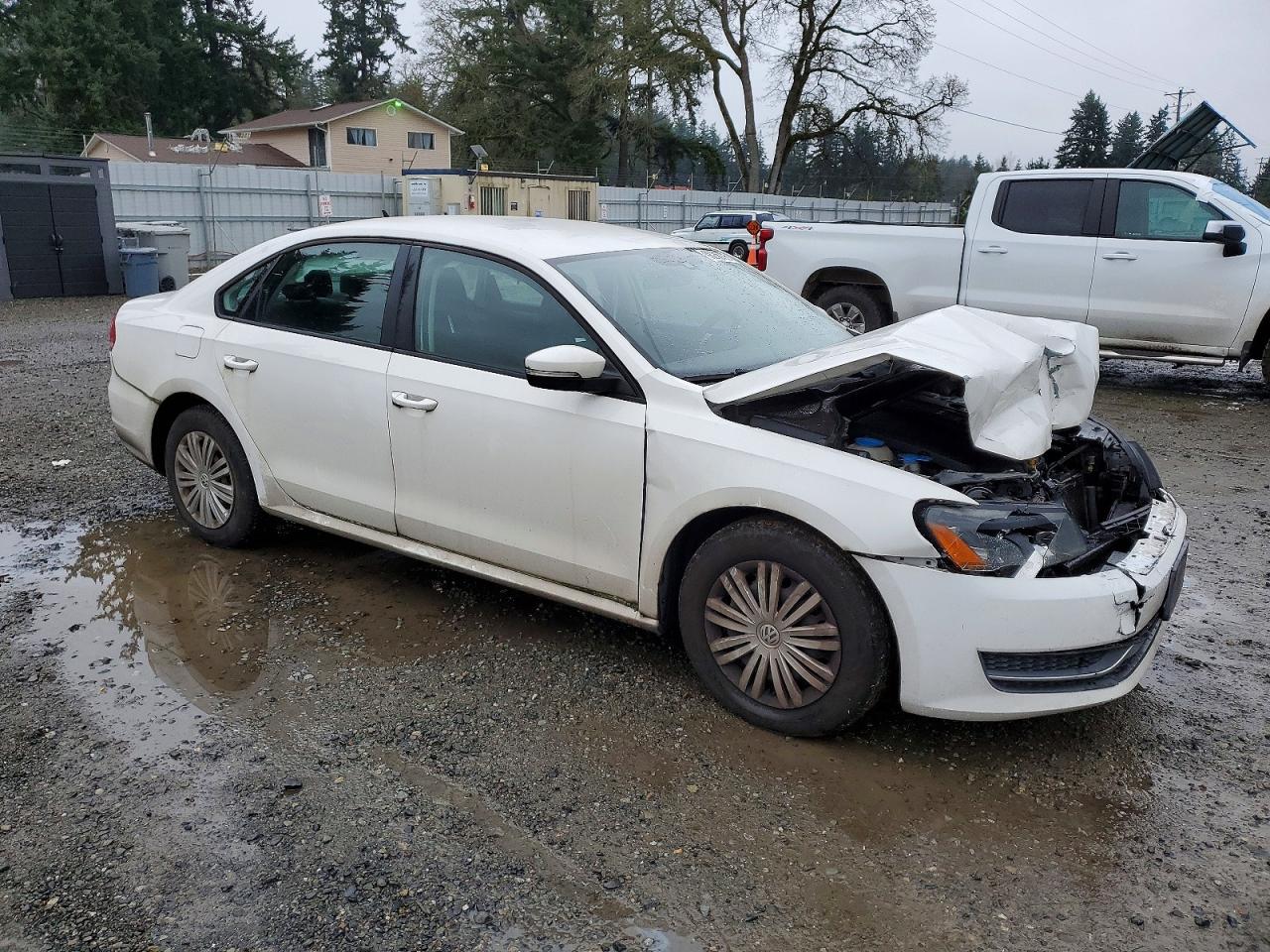 2014 VOLKSWAGEN PASSAT S photo 4