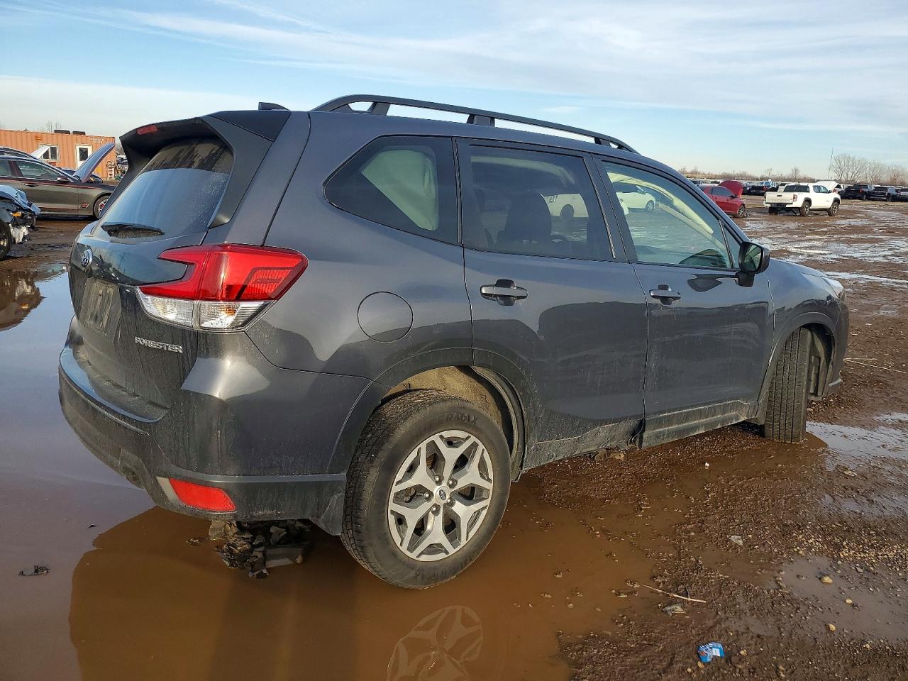 2024 SUBARU FORESTER PREMIUM photo 3