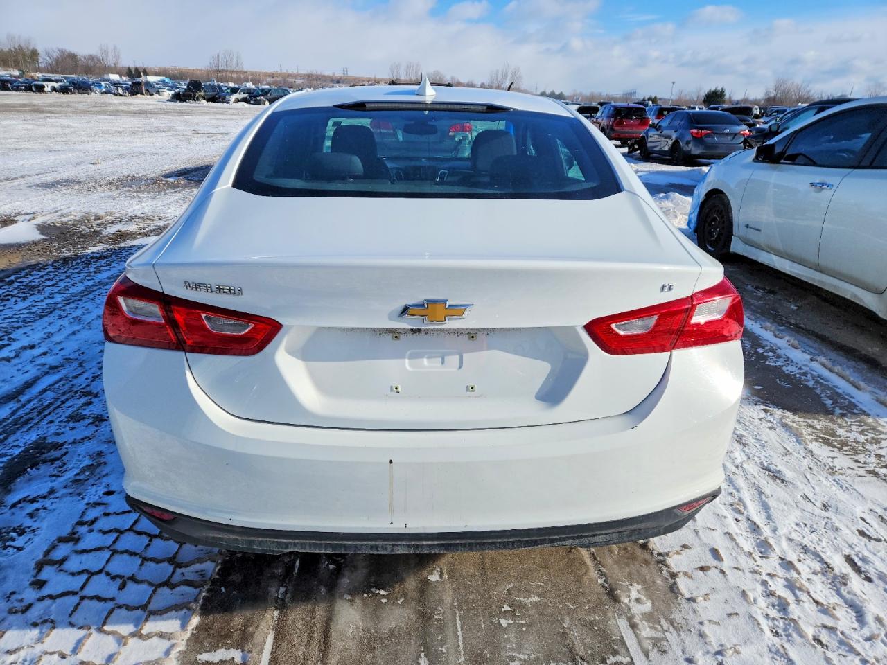 2018 CHEVROLET MALIBU LT photo 6