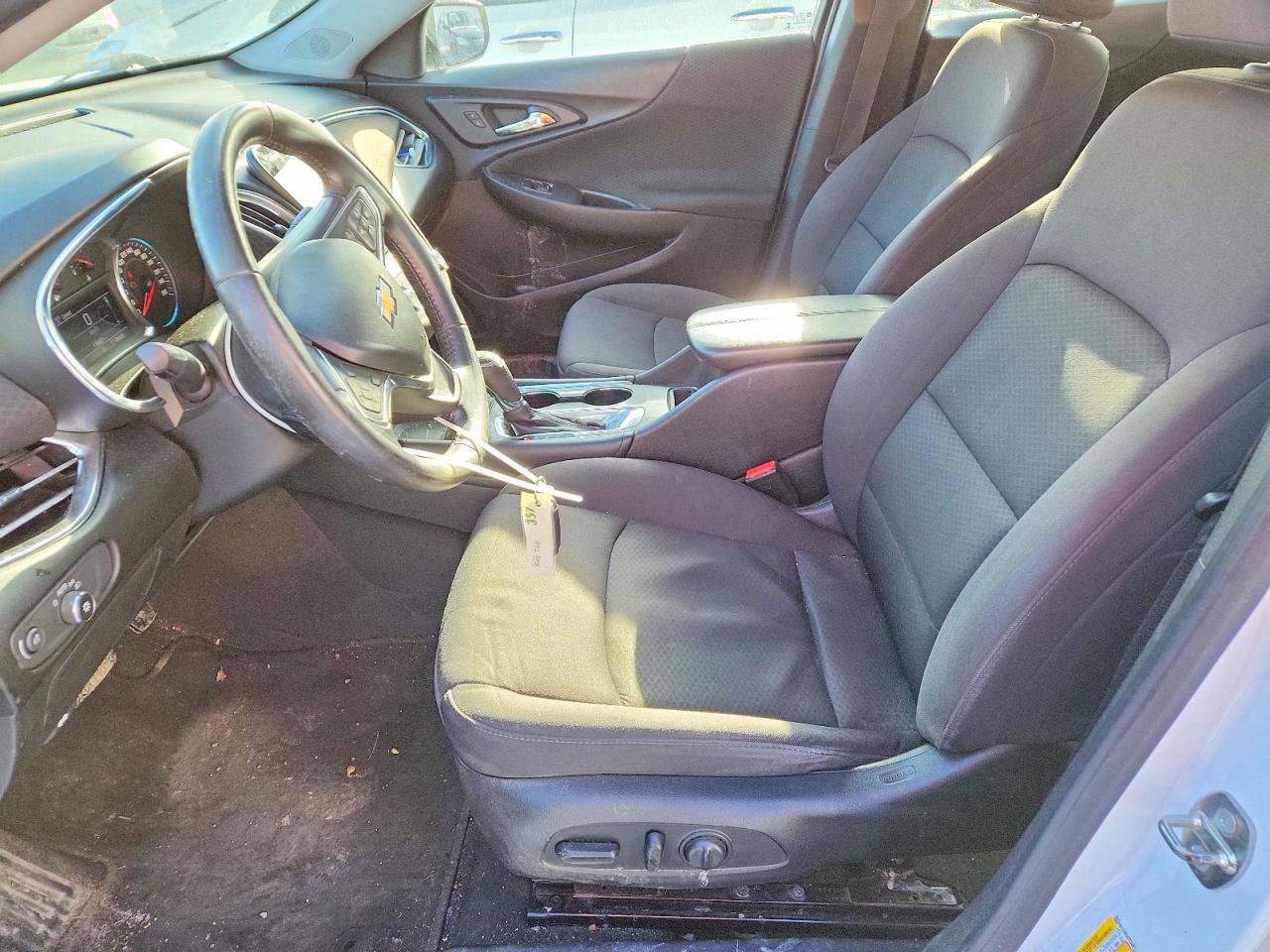 2018 CHEVROLET MALIBU LT photo 7
