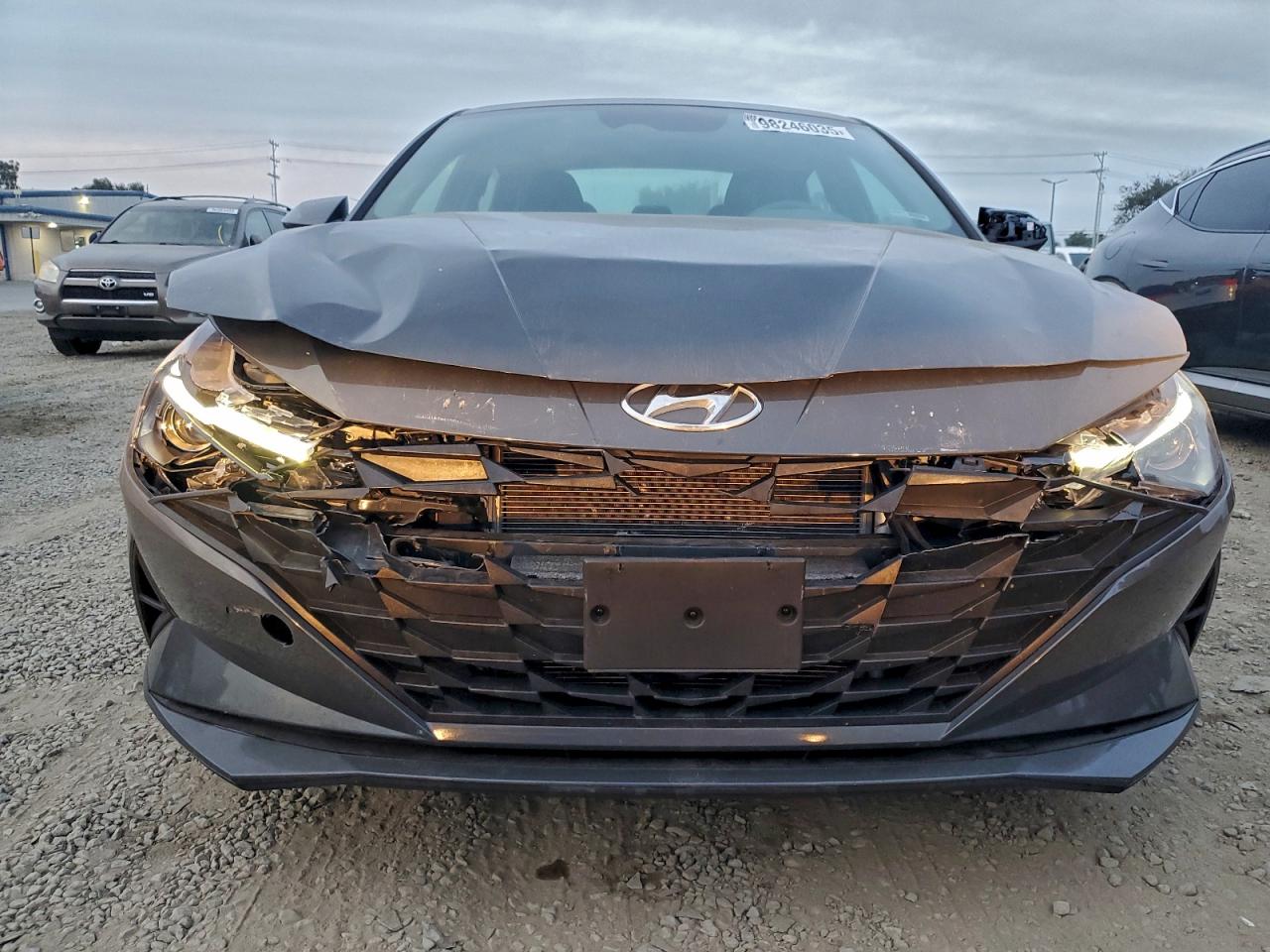 2023 HYUNDAI ELANTRA BLUE photo 13