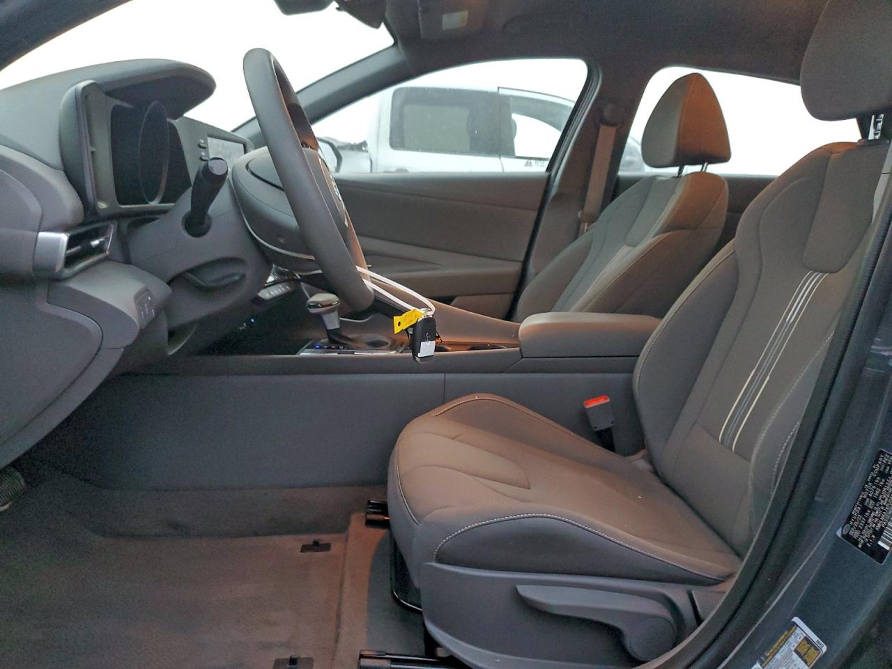 2023 HYUNDAI ELANTRA BLUE photo 19