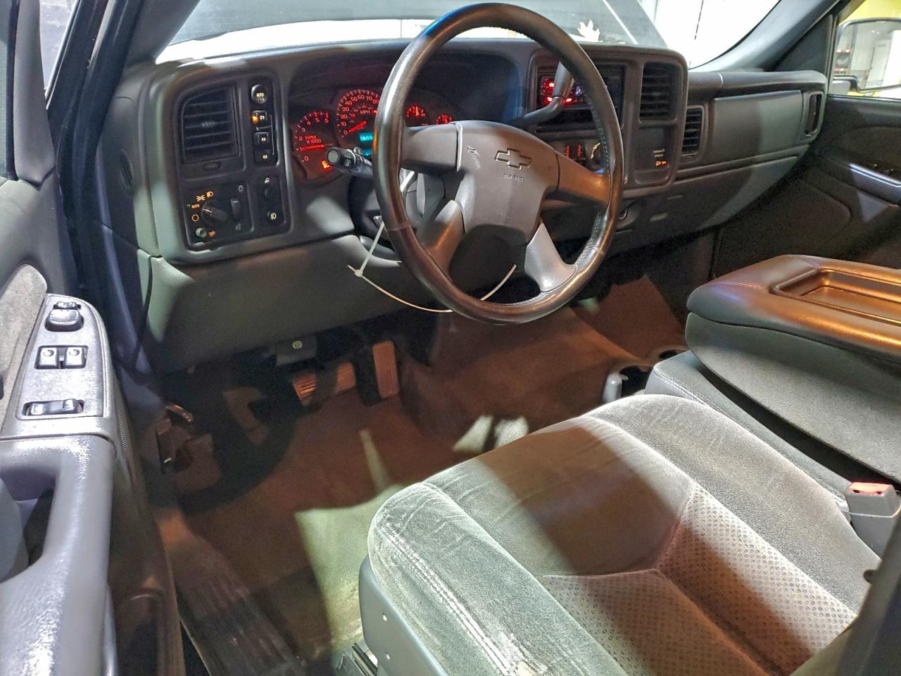 2003 CHEVROLET SILVERADO K1500 photo 8