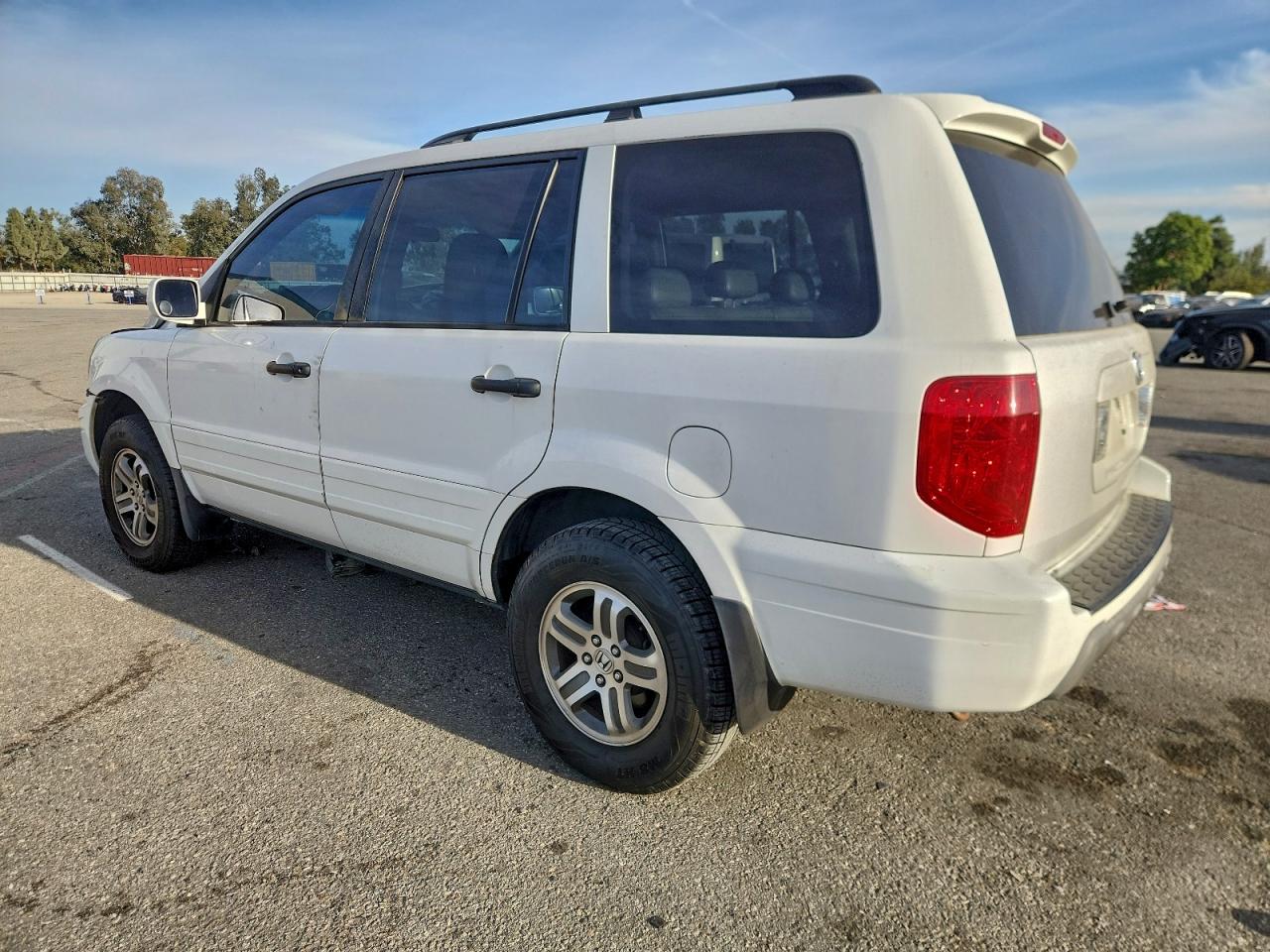 2004 HONDA PILOT EXL photo 2