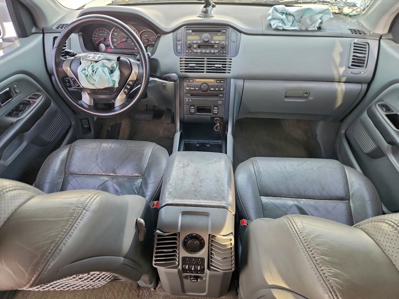 2004 HONDA PILOT EXL photo 8