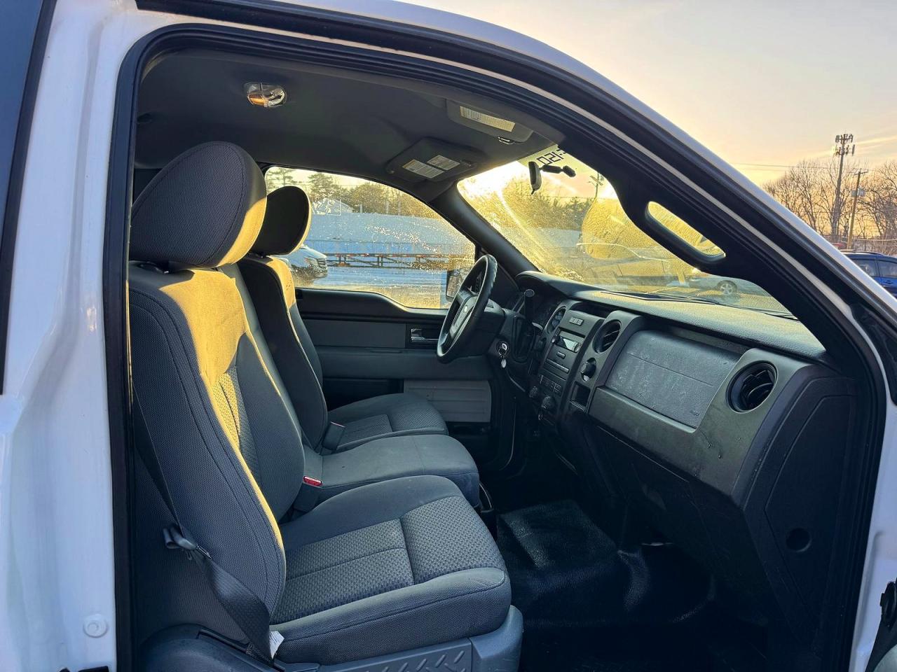 2013 FORD F150 photo 8