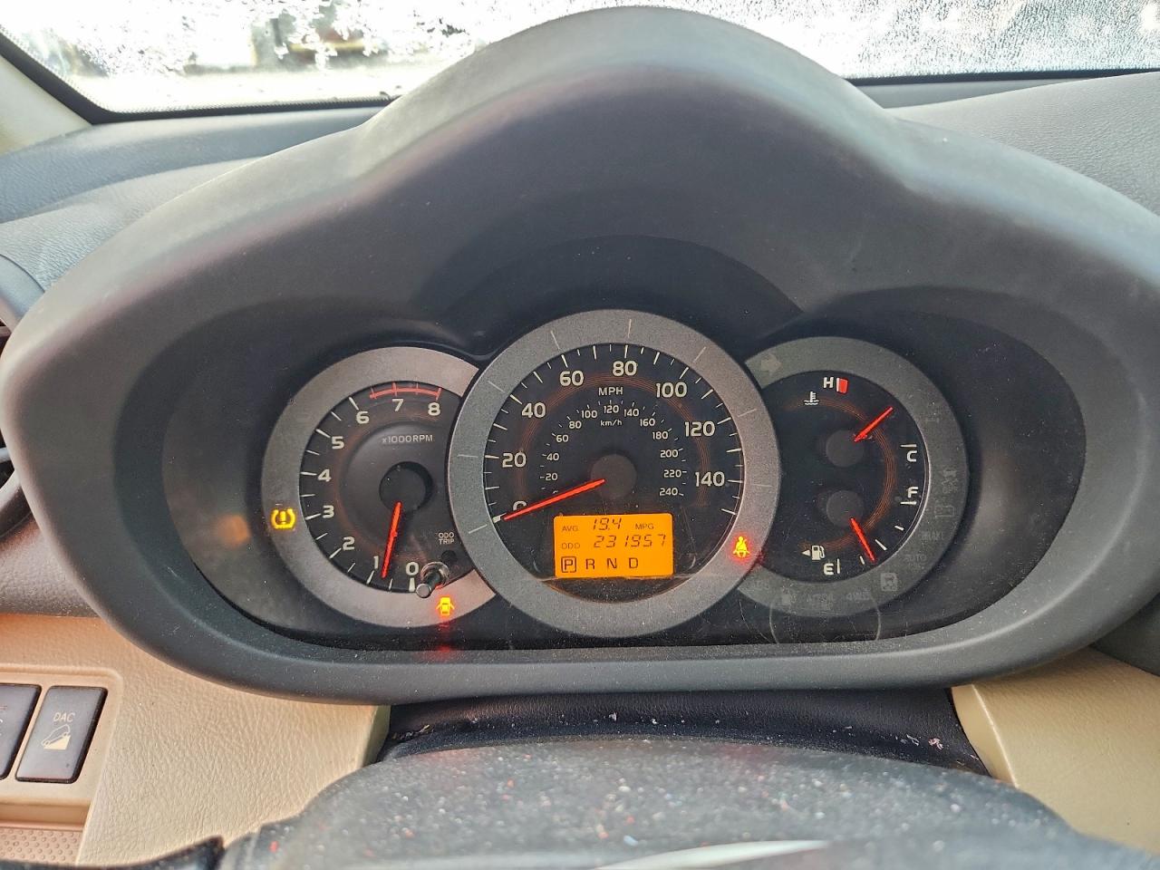2010 TOYOTA RAV4 LIMITED photo 9