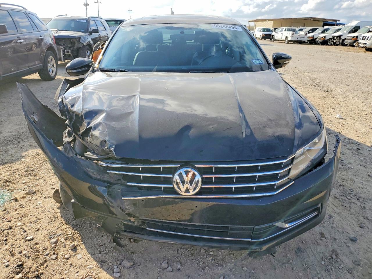 2019 VOLKSWAGEN PASSAT WOLFSBURG photo 5
