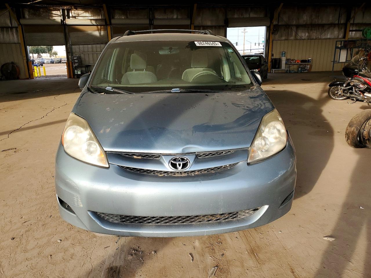2009 TOYOTA SIENNA CE photo 5