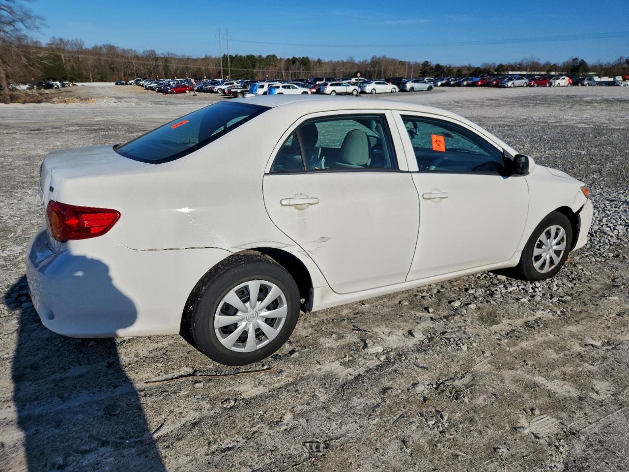 2010 TOYOTA COROLLA BASE photo 3