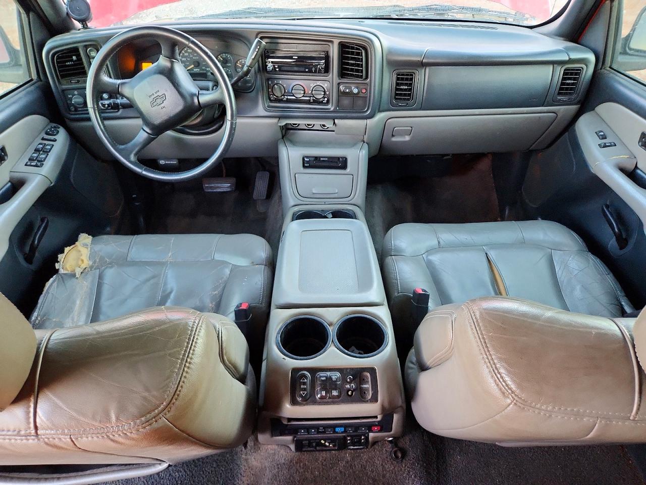 2002 CHEVROLET SUBURBAN K1500 photo 8