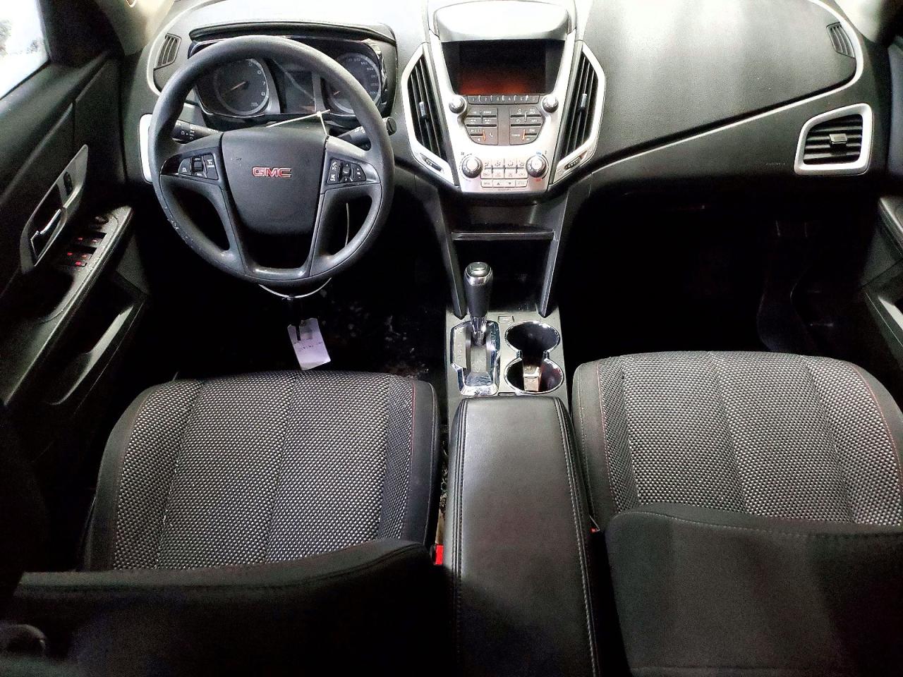 2017 GMC TERRAIN SLE photo 8