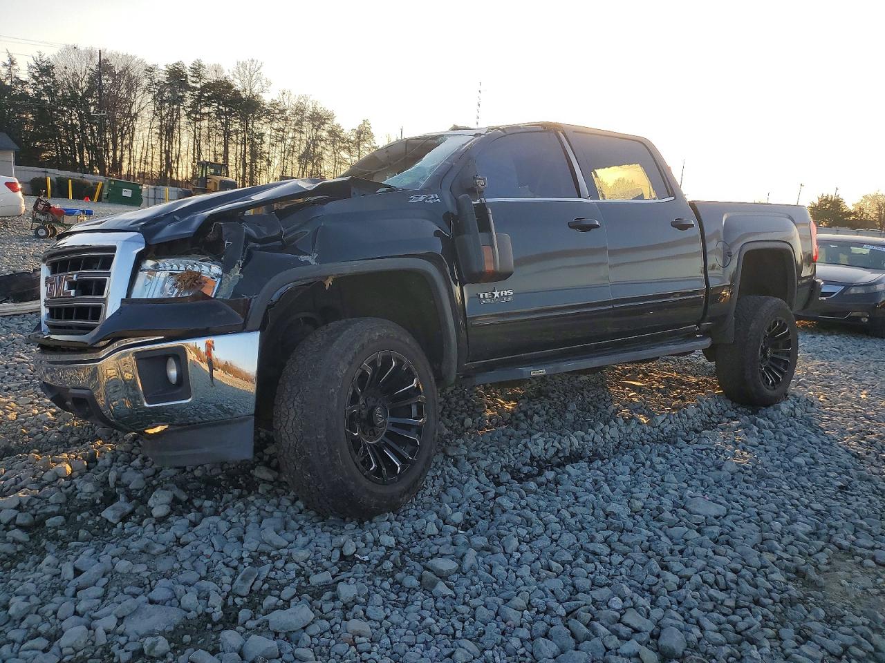 2015 GMC SIERRA