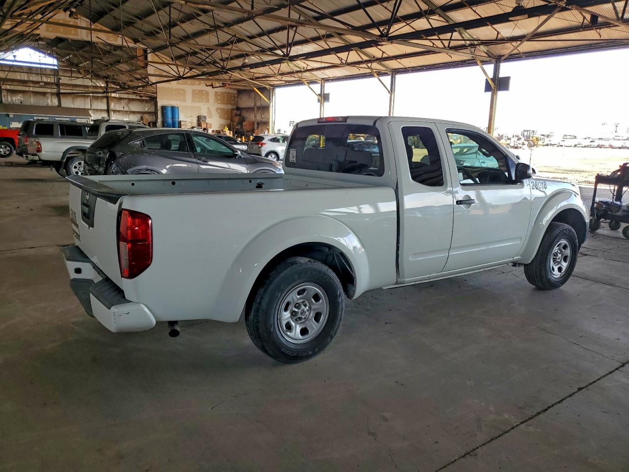 2018 NISSAN FRONTIER S photo 3