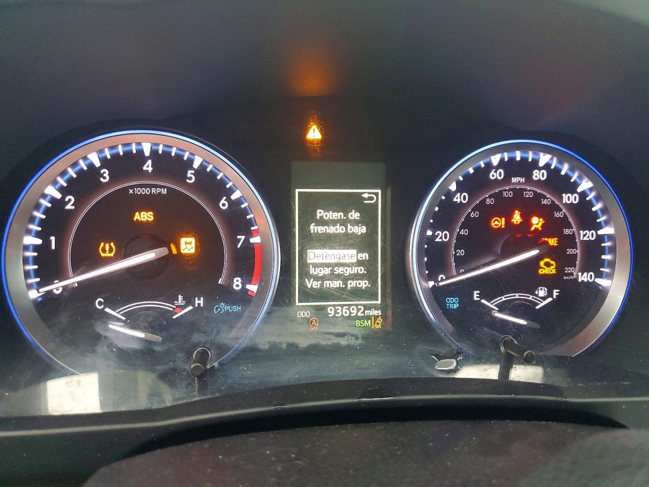 2019 TOYOTA HIGHLANDER SE photo 9