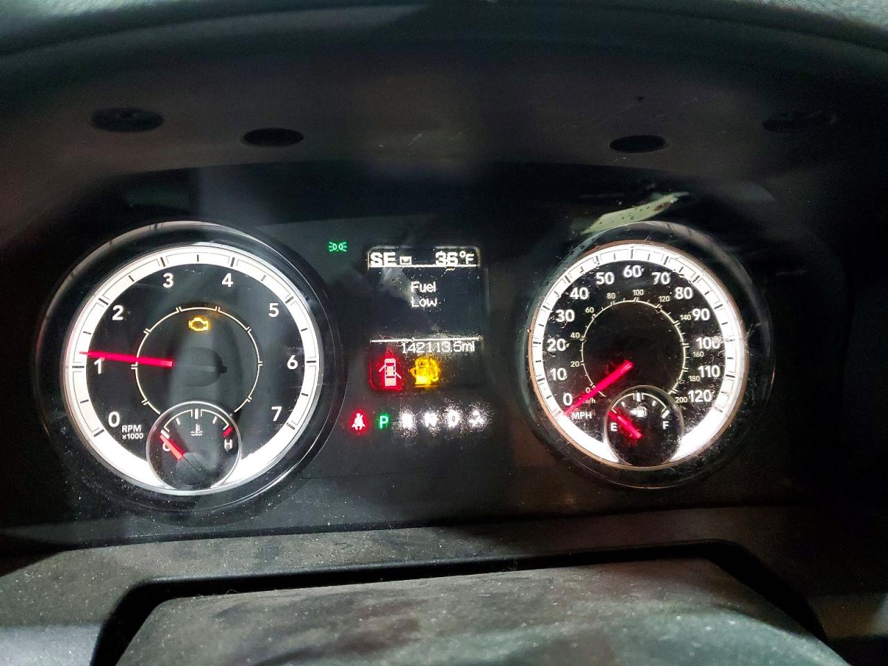 2018 RAM 1500 ST photo 9