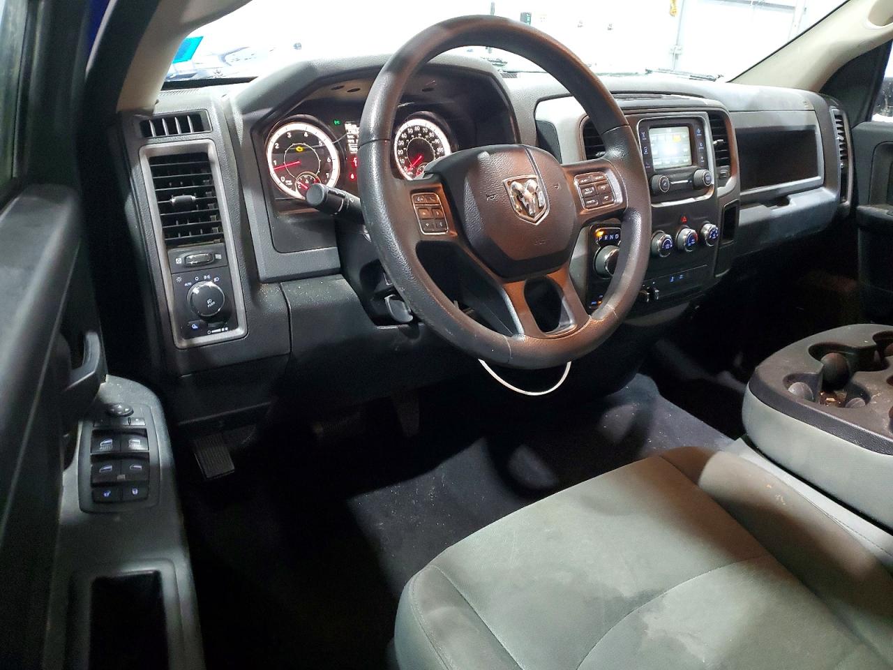 2018 RAM 1500 ST photo 8