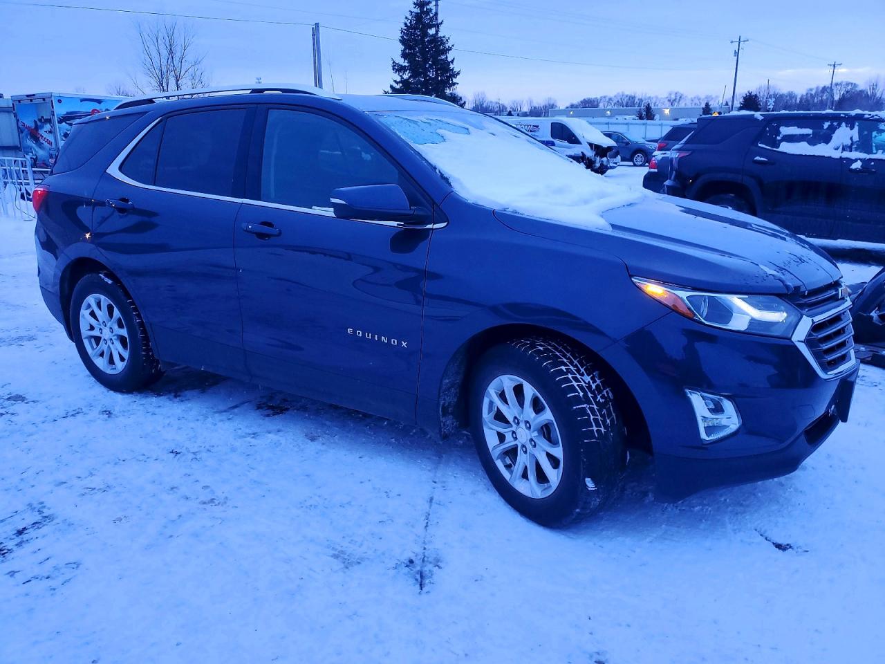 2018 CHEVROLET EQUINOX LT photo 4