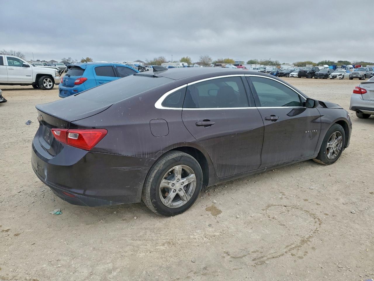 2020 CHEVROLET MALIBU LS photo 3