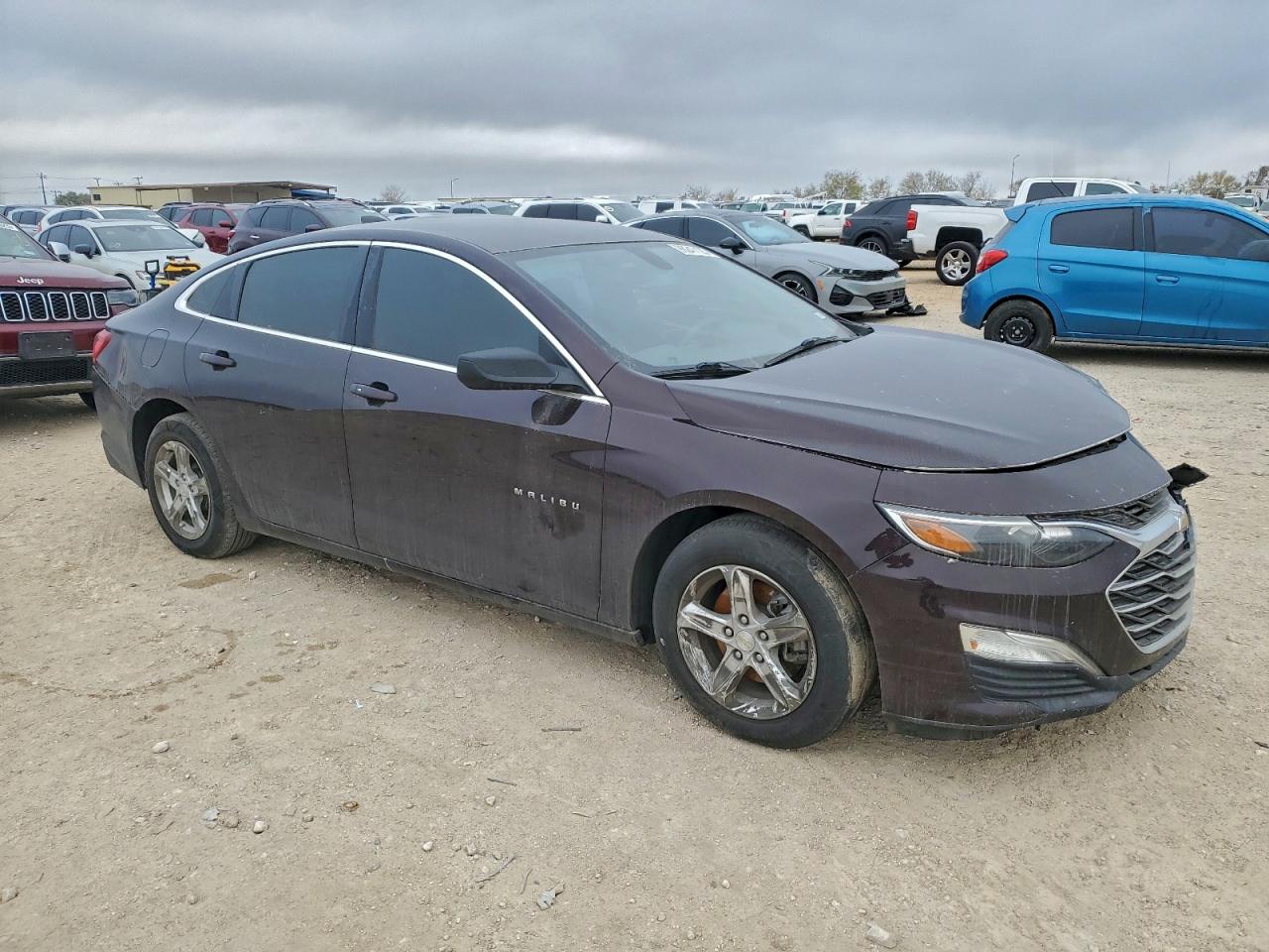 2020 CHEVROLET MALIBU LS photo 4